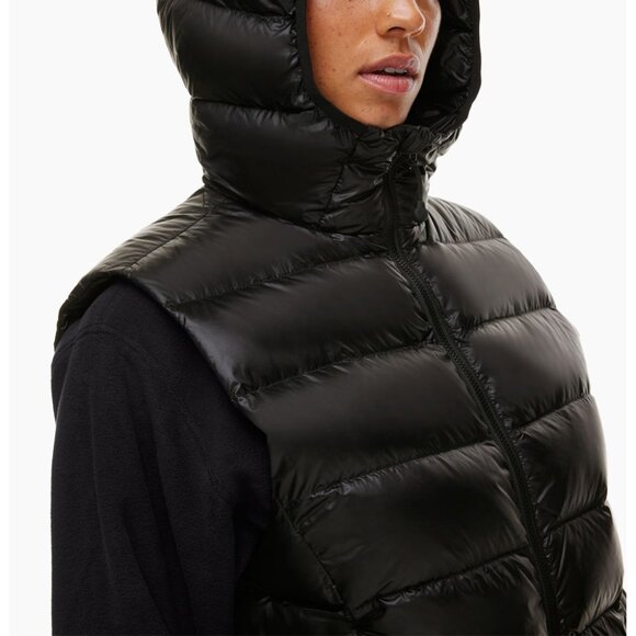 Aritzia TnAction The Little Puff Vest, Black, Small - Picture 5 of 6